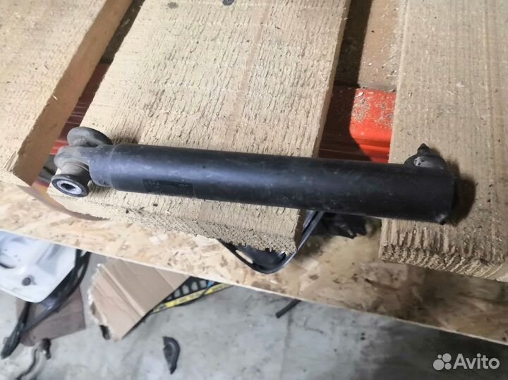 Ограничитель двери BMW X5 E70