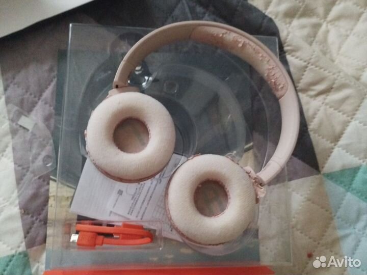 Беспроводные наушники jbl