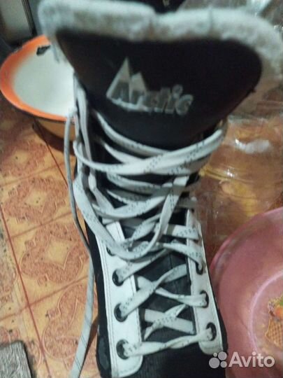 Коньки хоккейные Монреаль Арктика 42 размер рвутся