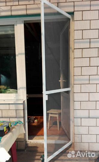 Москитные сетки на окна и двери - изготовление