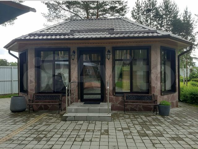 Коттедж 250 м² на участке 1,12 га