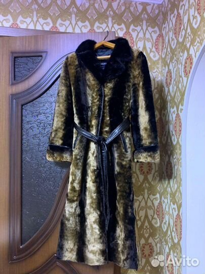 Женская шуба из мутона