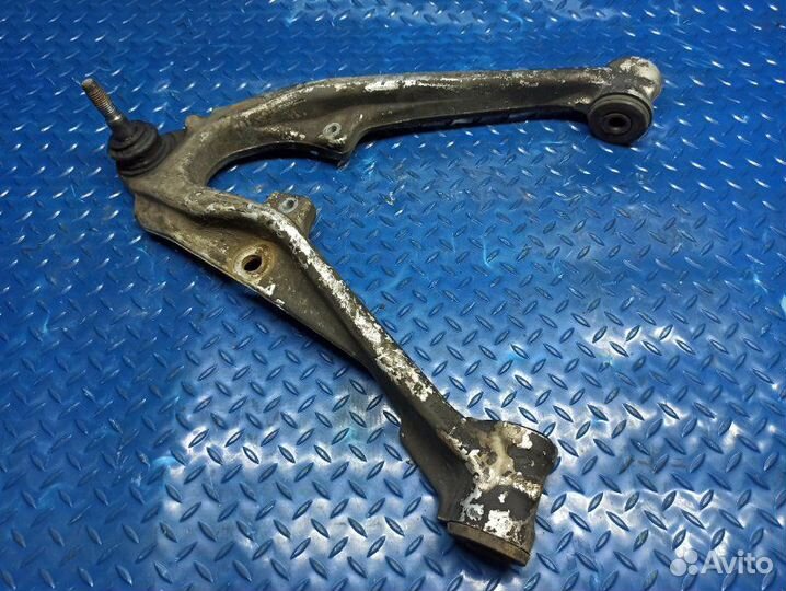 Рычаг подвески передний правый Cadillac Escalade 3