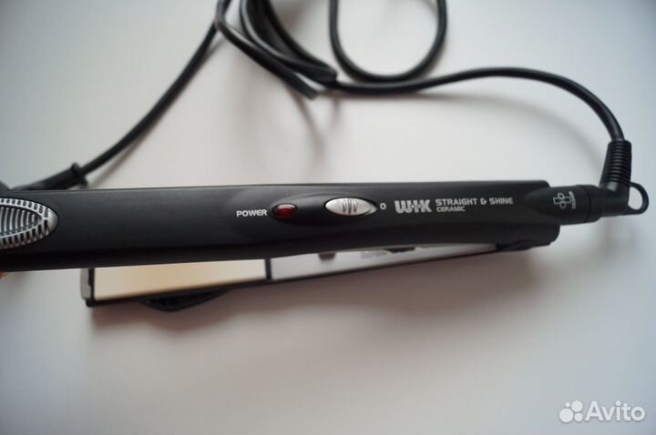 Профессиональный выпрямитель волос