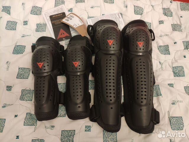 Наколенники Dainese, Налокотники Dainese. Комплект