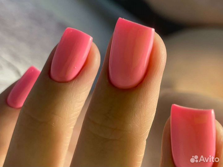 Маникюр и педикюр