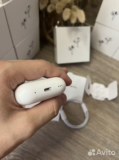 Airpods Pro 2nd generation новинка года