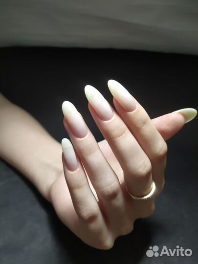 Мастер маникюра