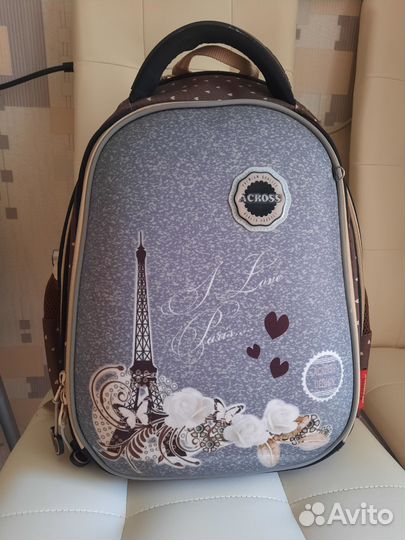 Продаю рюкзак для девочки
