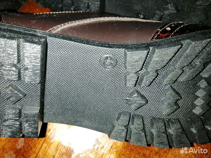 Полуботинки женские 40 размер