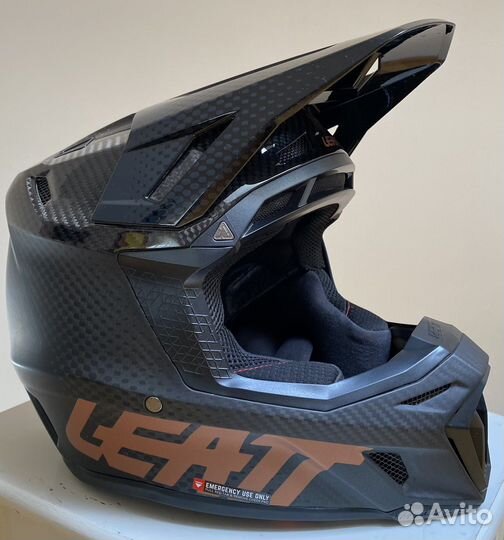 Кроссовый шлем leatt
