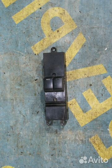 Блок управления стеклоподъемниками Nissan Almera