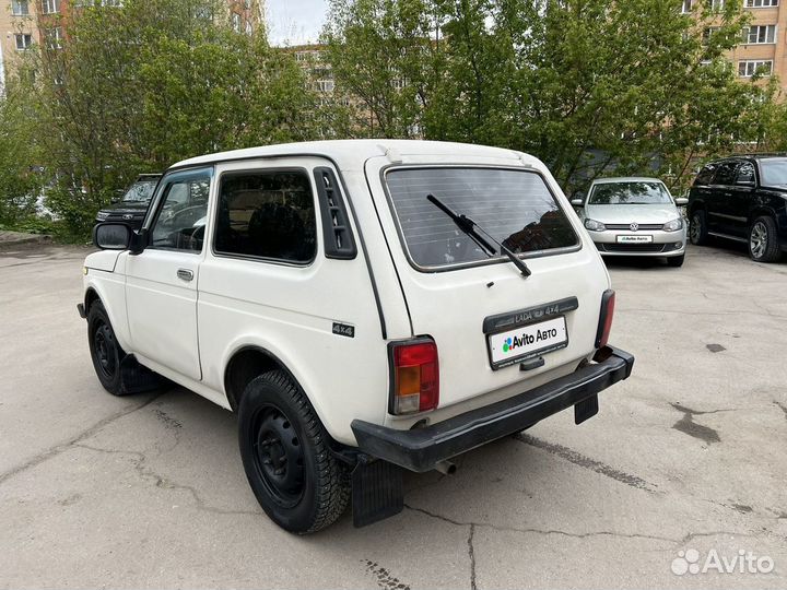 LADA 4x4 (Нива) 1.7 МТ, 2011, 107 000 км