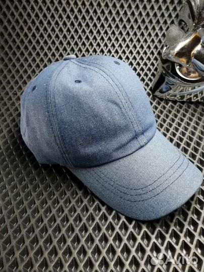 Кепка - бейсболка джинсовая