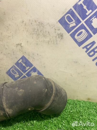 Патрубок воздушного фильтра Skoda Octavia седан