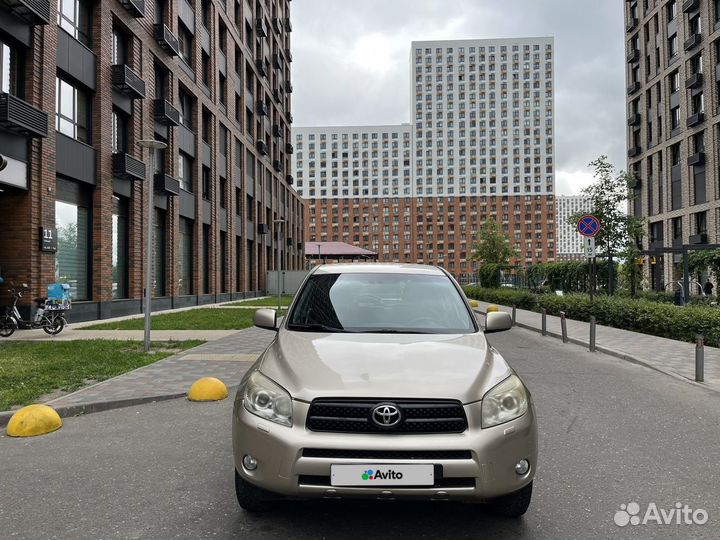Toyota RAV4 2.0 AT, 2007, 164 000 км