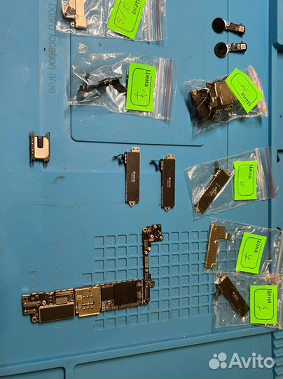 Запчасти для iPhone 7 и 8