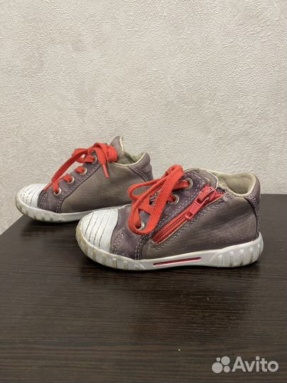 Ботинки демисезонные для девочки 22 размер