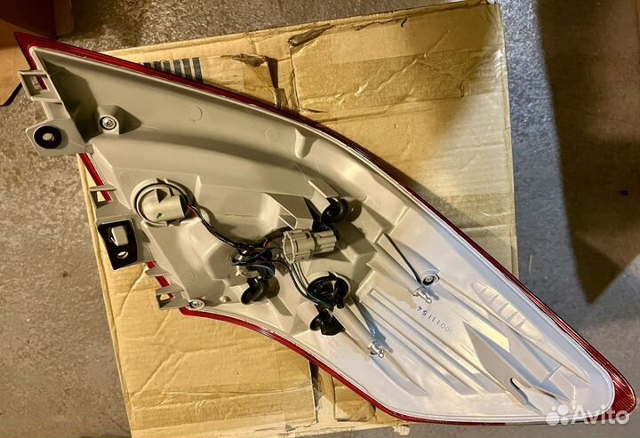 Фонарь задний правый Nissan Teana J32