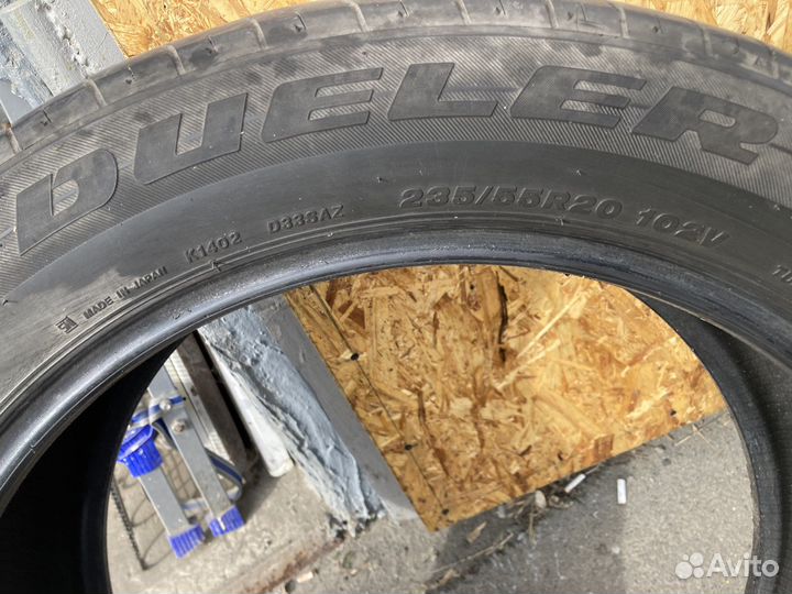 Bridgestone Dueler H/L 33A 235/55 R20