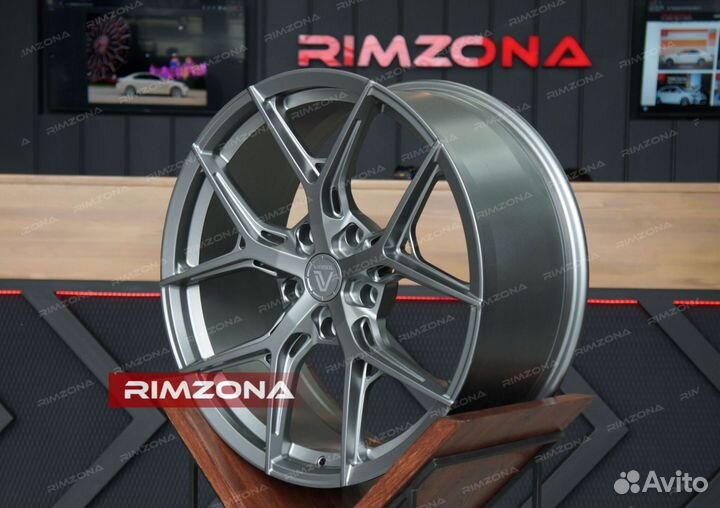 Кованые диски R22 на Toyota Prado