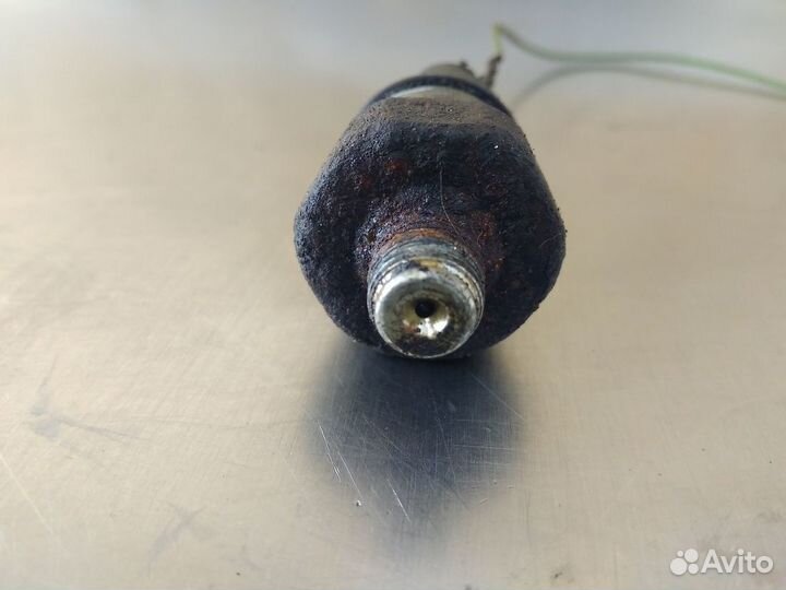 Датчик давления масла Faw Vita