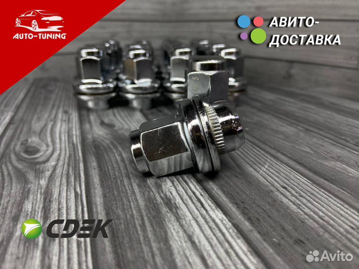 Колесные гайки Land Cruiser черные