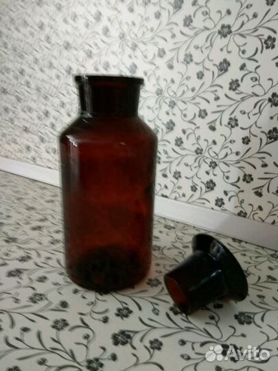 Бутылка для интерьера винтажная