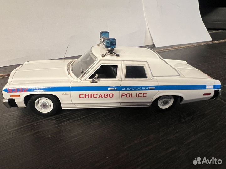 Модель полицейской машины Dodge 1974 Chicago