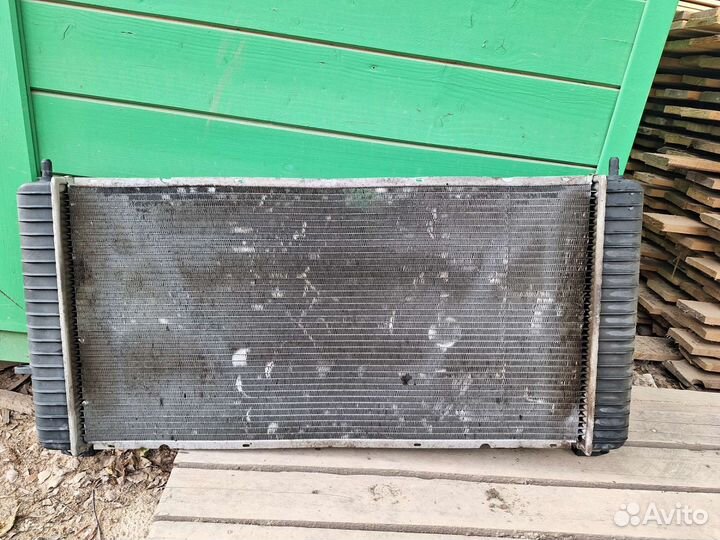 Радиатор охлаждения chevrolet tahoe