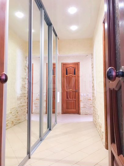 2-к. квартира, 54,2 м², 3/6 эт.