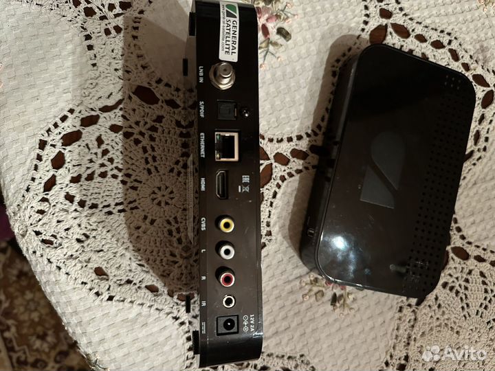 Ресивер триколор GS В 522