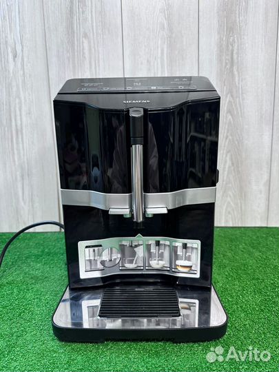 Кофемашина Siemens EQ.3 s100 (TI301209RW)