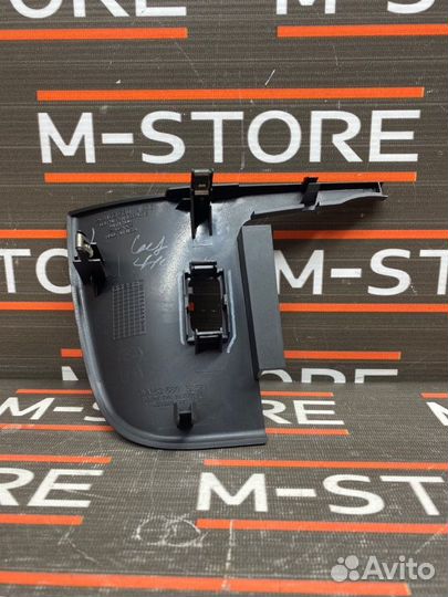 Накладка на торпеду Mercedes-Benz M-Class W163