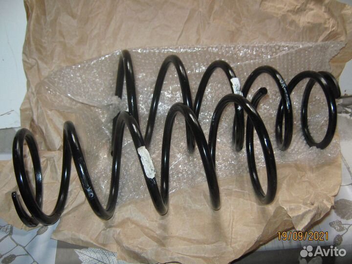 Mazda (пружины задние)