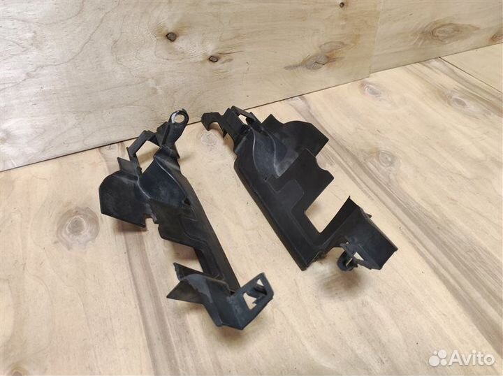 Воздуховоды радиатора Vw Golf 5