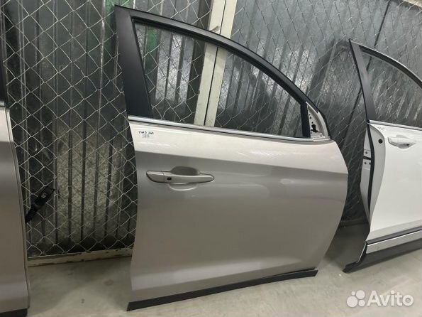 Передняя правая дверь Hyundai Tucson 3 2015-2021