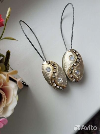 Подхваты для штор на магнитах