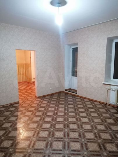 3-к. квартира, 95 м², 2/5 эт.