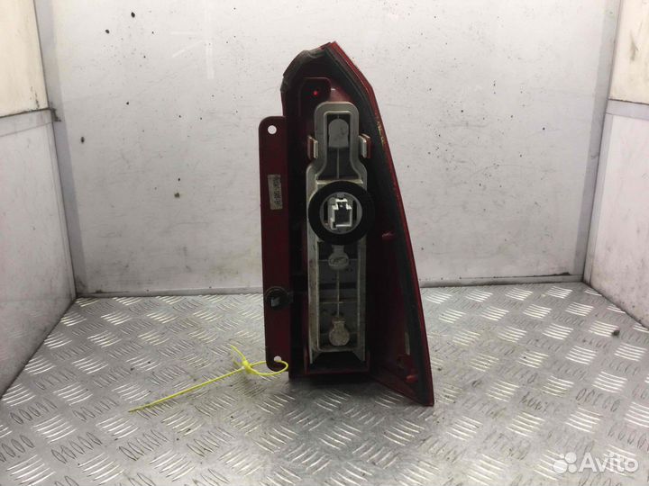 Фонарь задний левый Ford Focus eydc