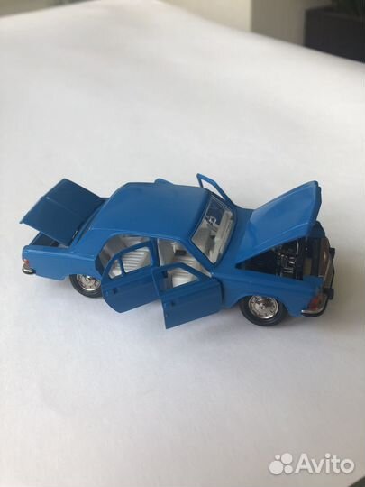 Модель волга газ 3102 1:43 СССР