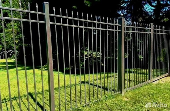Заборы секционные из профильной трубы