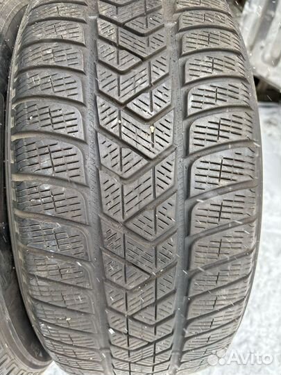 Pirelli Scorpion Winter RFT 255/55 R18 109H