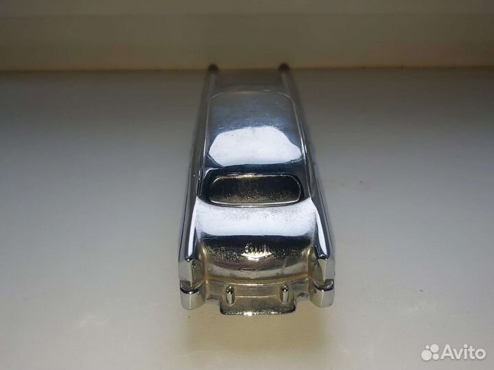 Модель автомобиля ЗИЛ-111