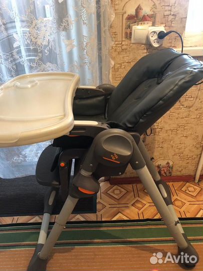 Продаю стульчик доя кормления Chicco Polly 2 в 1