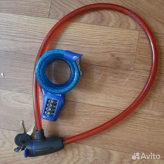 Замок противоугонный,подушка(чехол)насиденье