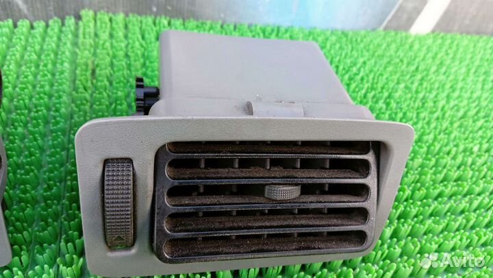 Дефлектор панели левый правый Chery Amulet A15