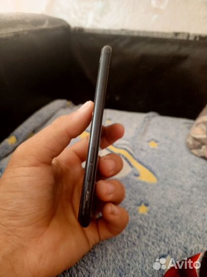 iPhone SE (2020), 128 ГБ