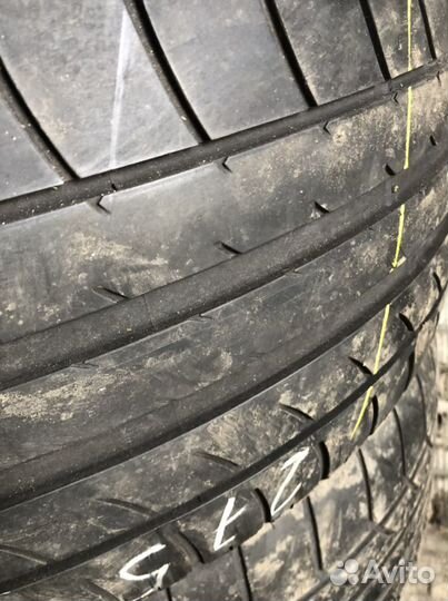 Dunlop SP QuattroMaxx 275/40 R22