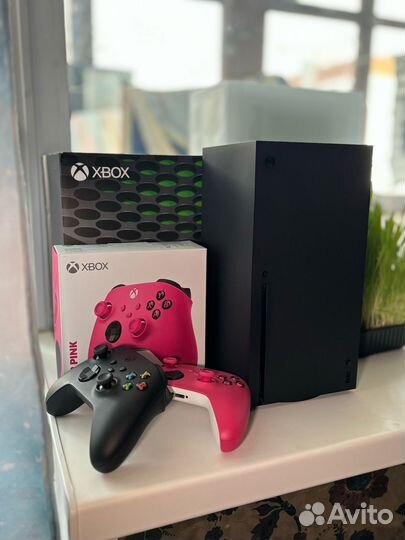 Xbox Series X 1TB (новый, два геймпада)